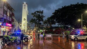 Decreto 670 en Pitalito controles policiales y horarios de rumba fin de año.