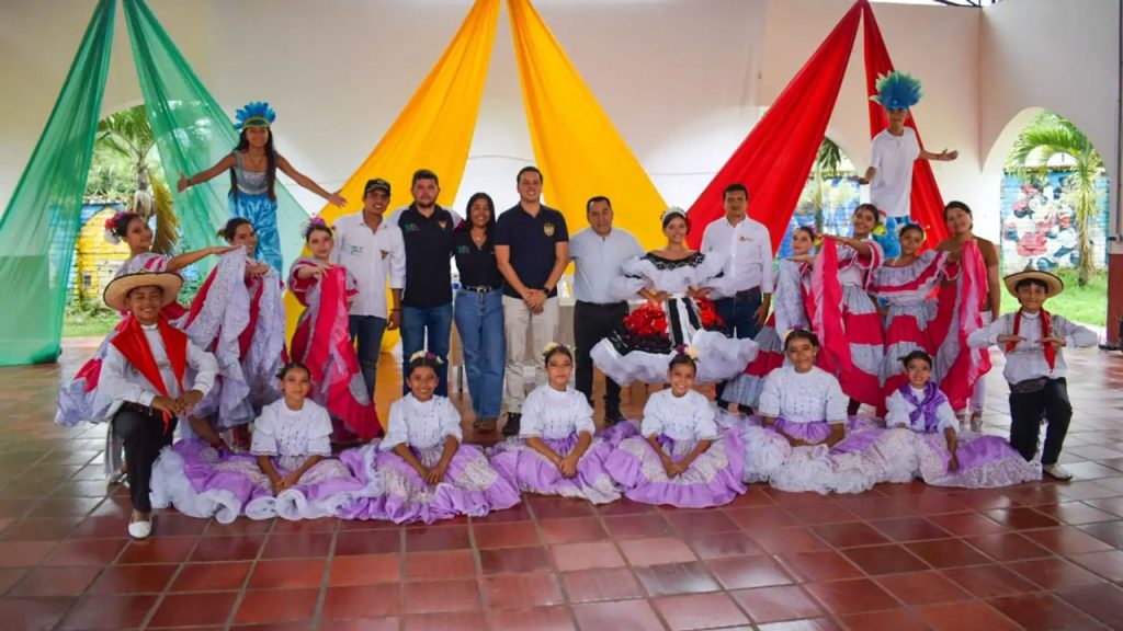 Grupo de danzas de Algeciras Huila
