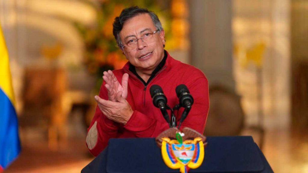 Petro convoca a movilización nacional este jueves para defender el “Salario Vital”