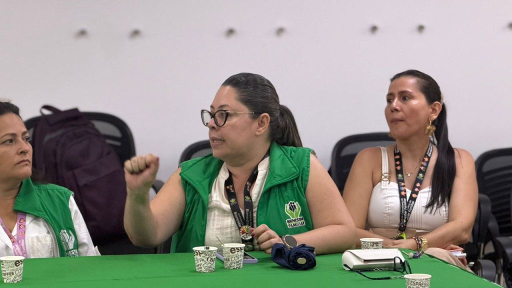 Trabajadoras del ICBF