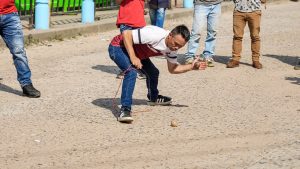 Bruselas sella sus 76 años con cultura, juego y progreso