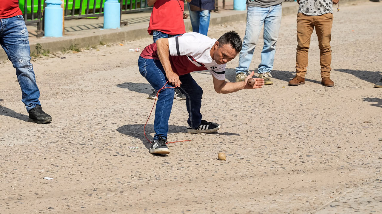 Bruselas sella sus 76 años con cultura, juego y progreso