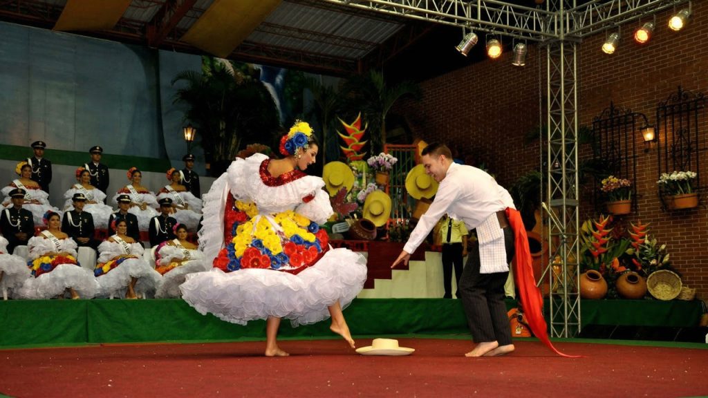 pareja de sanjuanero huilense