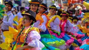 Desfile del Festival Estudiantil en Pitalito Huila