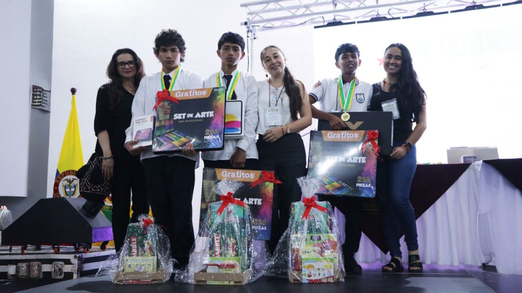 Garzón y el centro del Huila dominan el podio en el primer certamen departamental de "Spelling Bee"