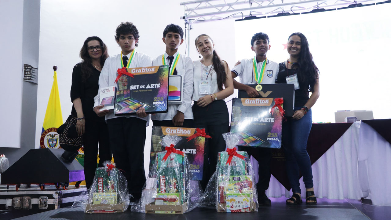 Garzón y el centro del Huila dominan el podio en el primer certamen departamental de "Spelling Bee"