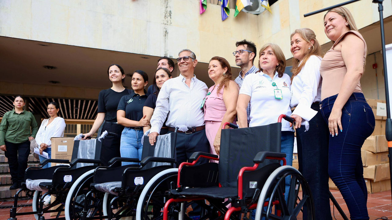 Huila impulsa inclusión con 108 nuevas sillas de ruedas