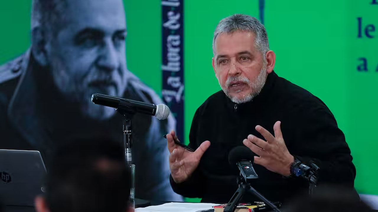 Mario Mendoza escritor colombiano