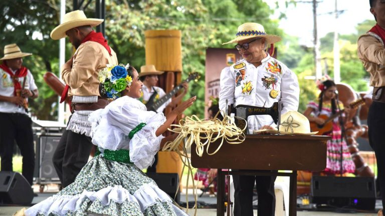 Más de 3.300 artistas buscan brillar en el Festival del Bambuco 2026