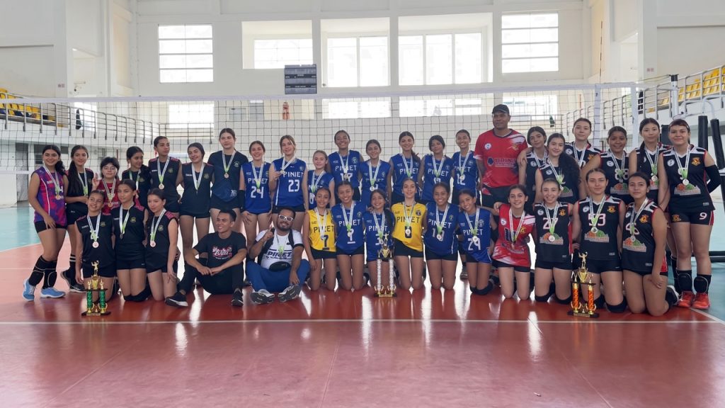Voleibol femenino del Huila arranca en Santander su reto a Juegos Nacionales 2027