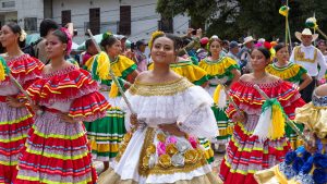 208 años de historia laboyana