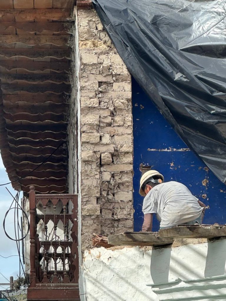 El olvido también demuele