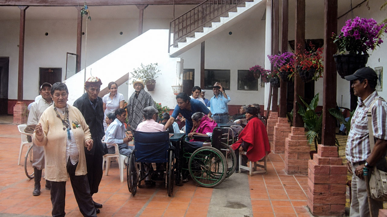Amparo a adultos mayores en indigencia