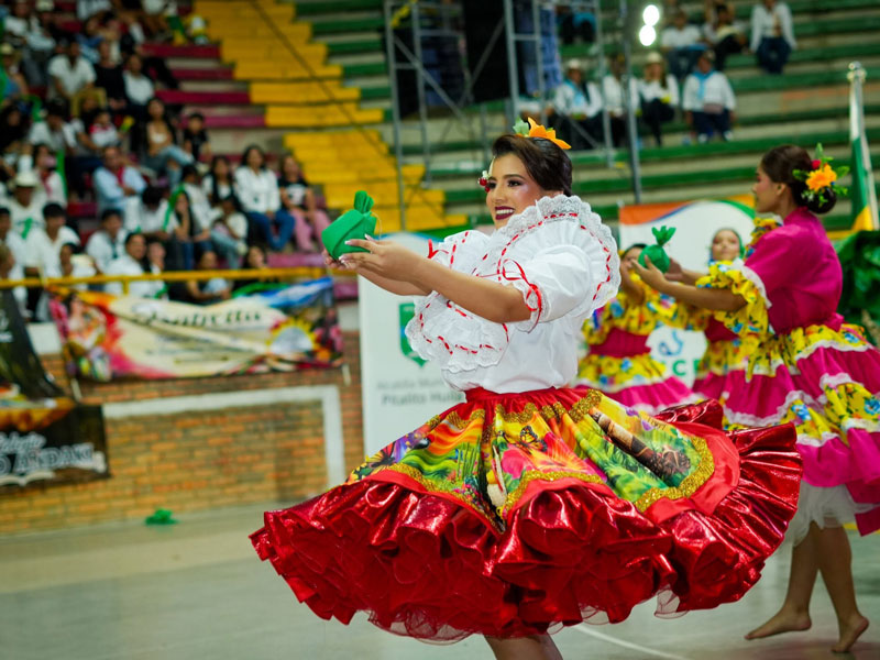 Colegios exaltan la gastronomía en el Festival Laboyano