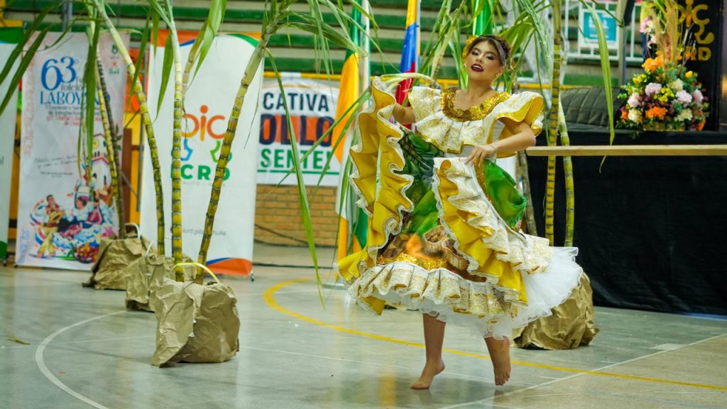 Colegios exaltan la gastronomía en el Festival Laboyano