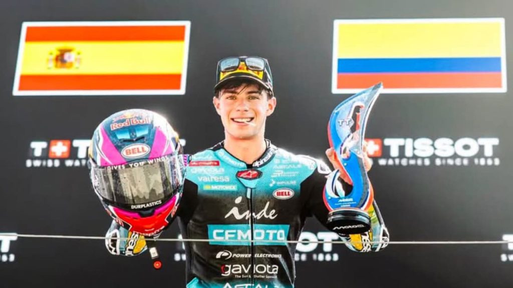 David Alonso reina en Moto2 en la mítica Assen