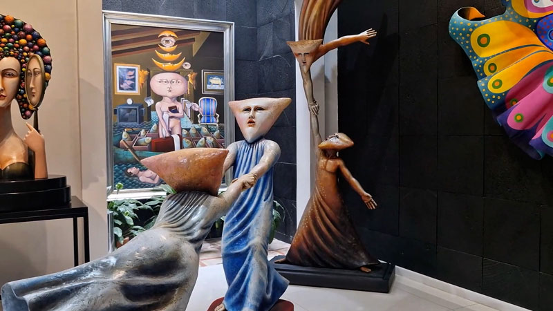 La galería de Sergio Bustamante y el Reflejo de Tlaquepaque