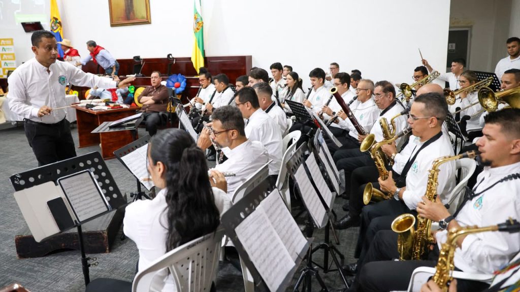 Huila 2026: Superávit, vías y la Escuela Universitaria del Café