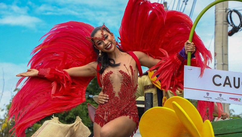 Neiva vivió el Gran Desfile Folclórico del Bambuco