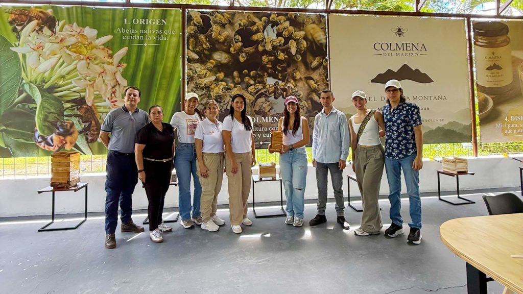Rivera estrena el primer museo de abejas del Huila