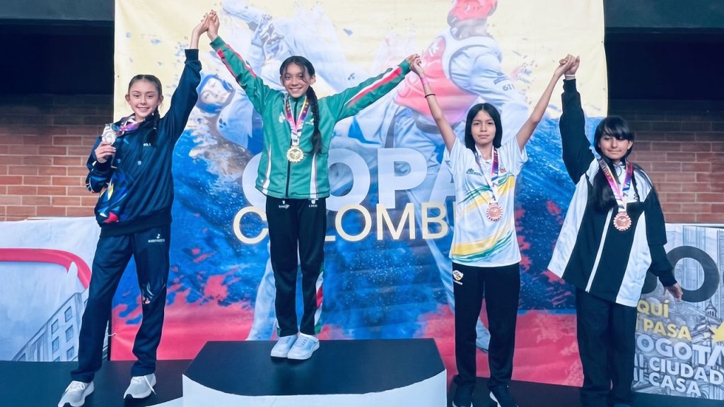 Taekwondo del Huila destaca con cinco medallas en Bogotá