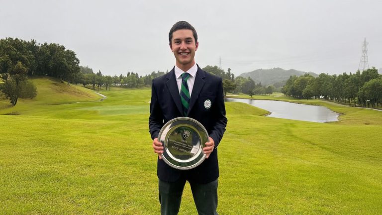 Tomás Restrepo, bicampeón mundial de golf en Japón