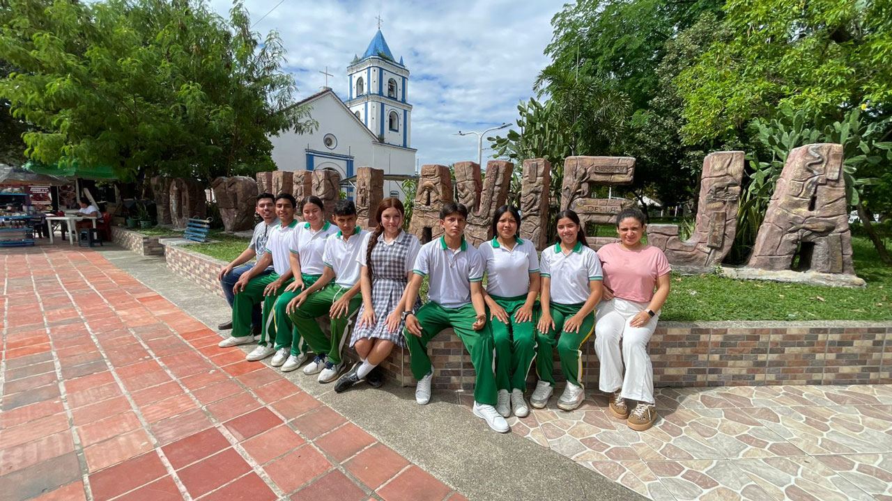 'Agrosolar Villavieja': Innovación Escolar en las Olimpiadas STEM+