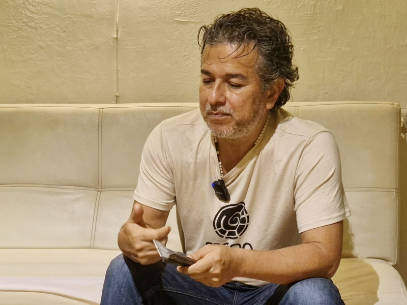 'Devenir Atávico', el tótem de Javier Chinchilla que esculpe las tensiones de nuestra identidad