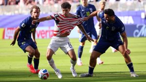 EE. UU. vence 2-0 a Bosnia y avanza a octavos