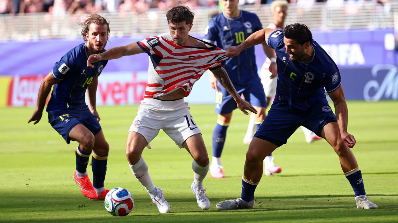 EE. UU. vence 2-0 a Bosnia y avanza a octavos