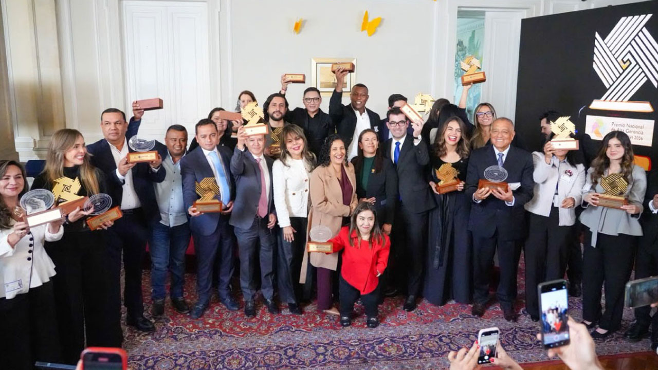 El MinCulturas recibe el Premio de Alta Gerencia por Artes para la Paz