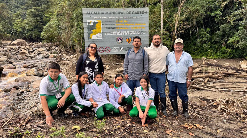 Estudiantes en Garzón desarrollan ‘YumApp’, tecnología ciudadana para la descontaminación del agua