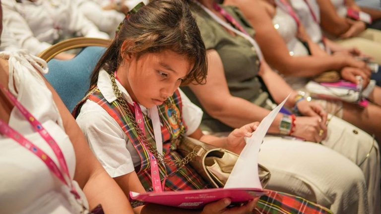 Evaluación revela impacto de la Estrategia de Formación Integral en colegios públicos de Colombia