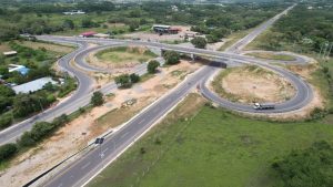 Huila asegura megaobras viales para el sur
