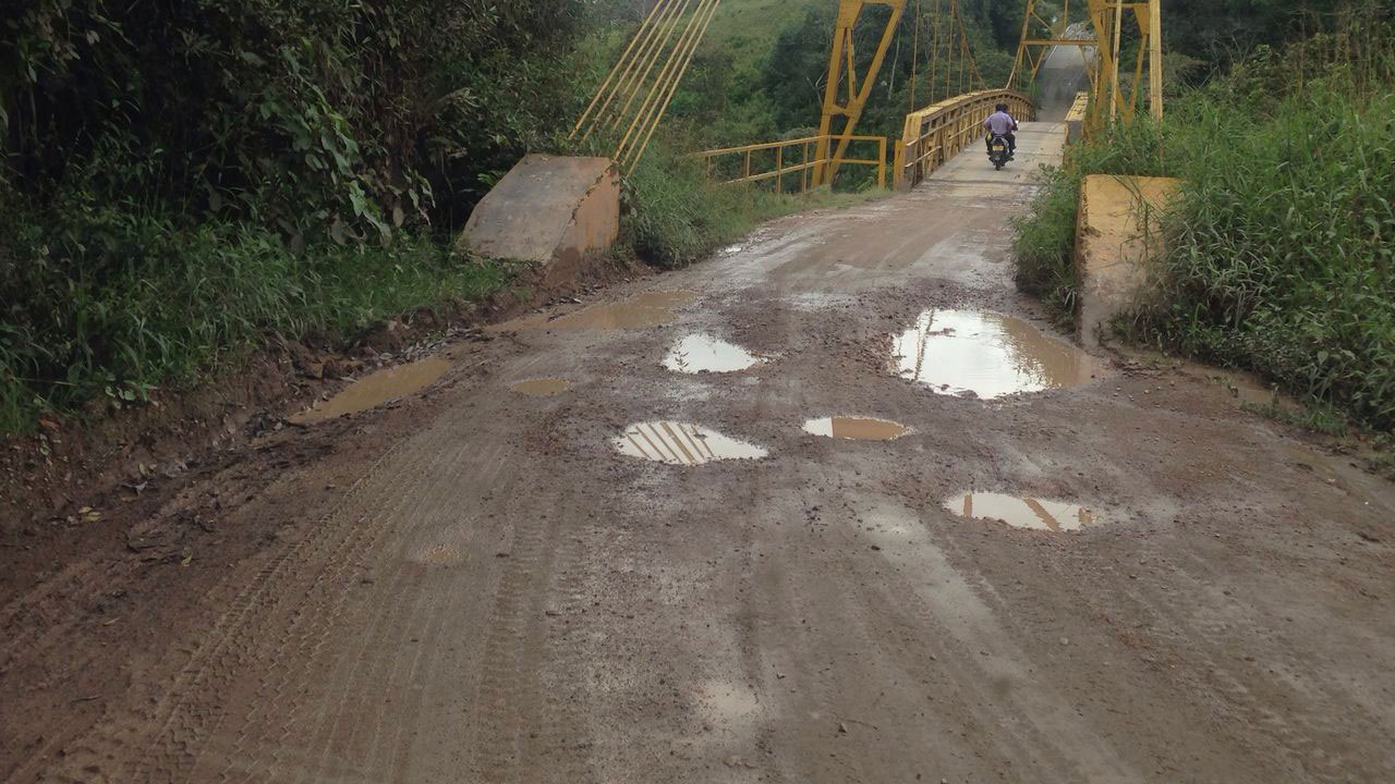 Mal estado de la vía La Laguna-Isnos impide el recorrido original de la Ruta Harold Tejada