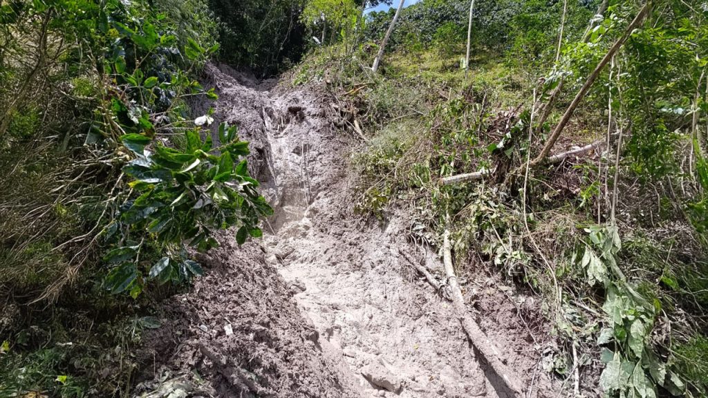 Alerta en Charguayaco por amenaza de avalancha