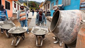 Convenios solidarios eliminan intermediación en obras públicas de Algeciras