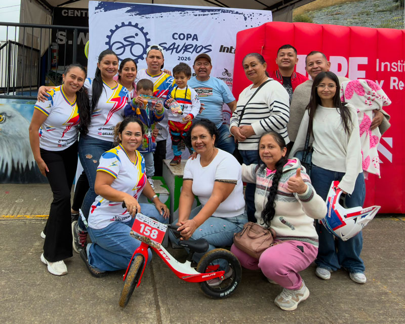 El Rayo Mosquera: El talento huilense del BMX
