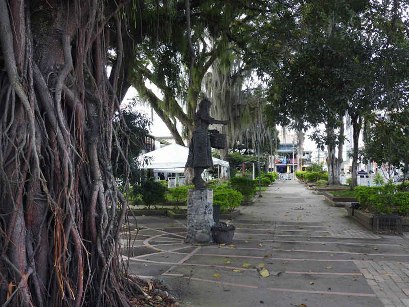 El alcalde defiende la calle del café