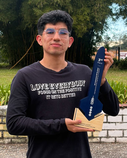 Estudiante laboyano y la UdeA conquistan podio mundial en cohetería