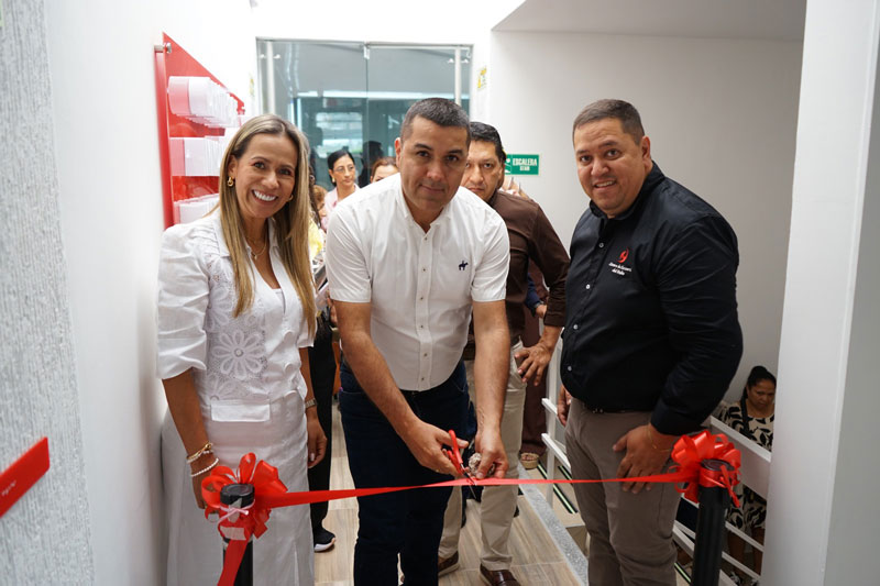 Garzón estrena Centro de Innovación