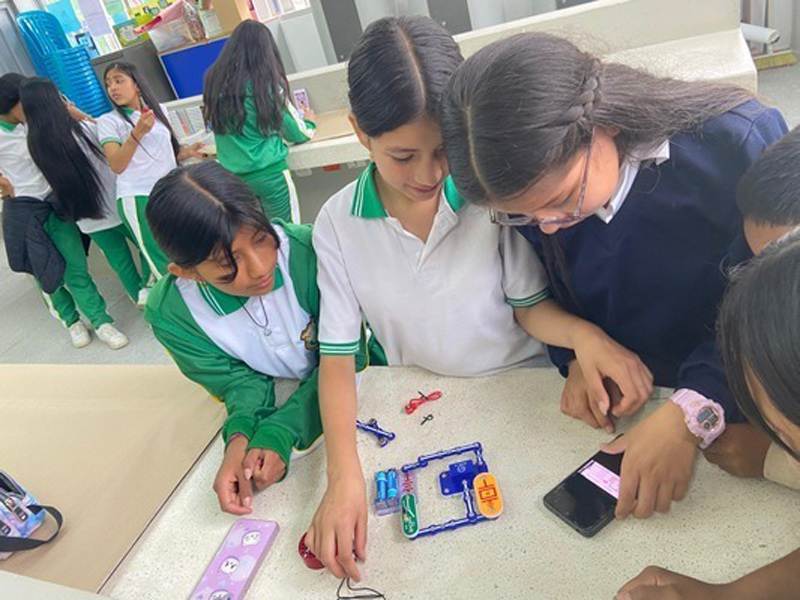 Huila clasifica a la gran final nacional de Olimpiadas STEM+