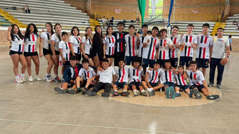 Instituto San Juan de Laboyos hace historia en el Balonmano de los Juegos Intercolegiados