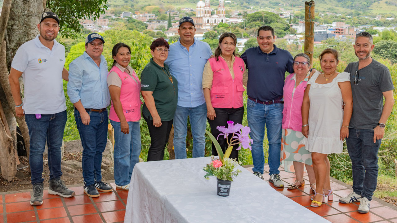 Las Rosas Coffee: Aroma de Mujer que Conquista al Mundo