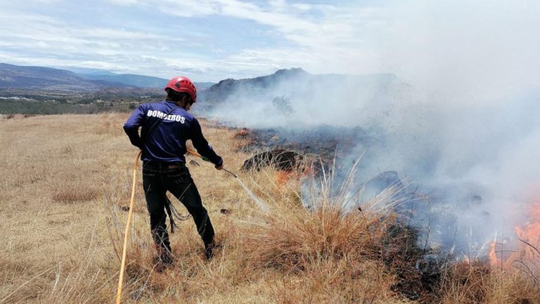 Quemas agrícolas arrasan más de mil hectáreas en el Huila
