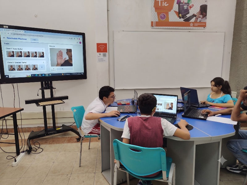 SENA Huila lanza app con IA para comunidad sorda