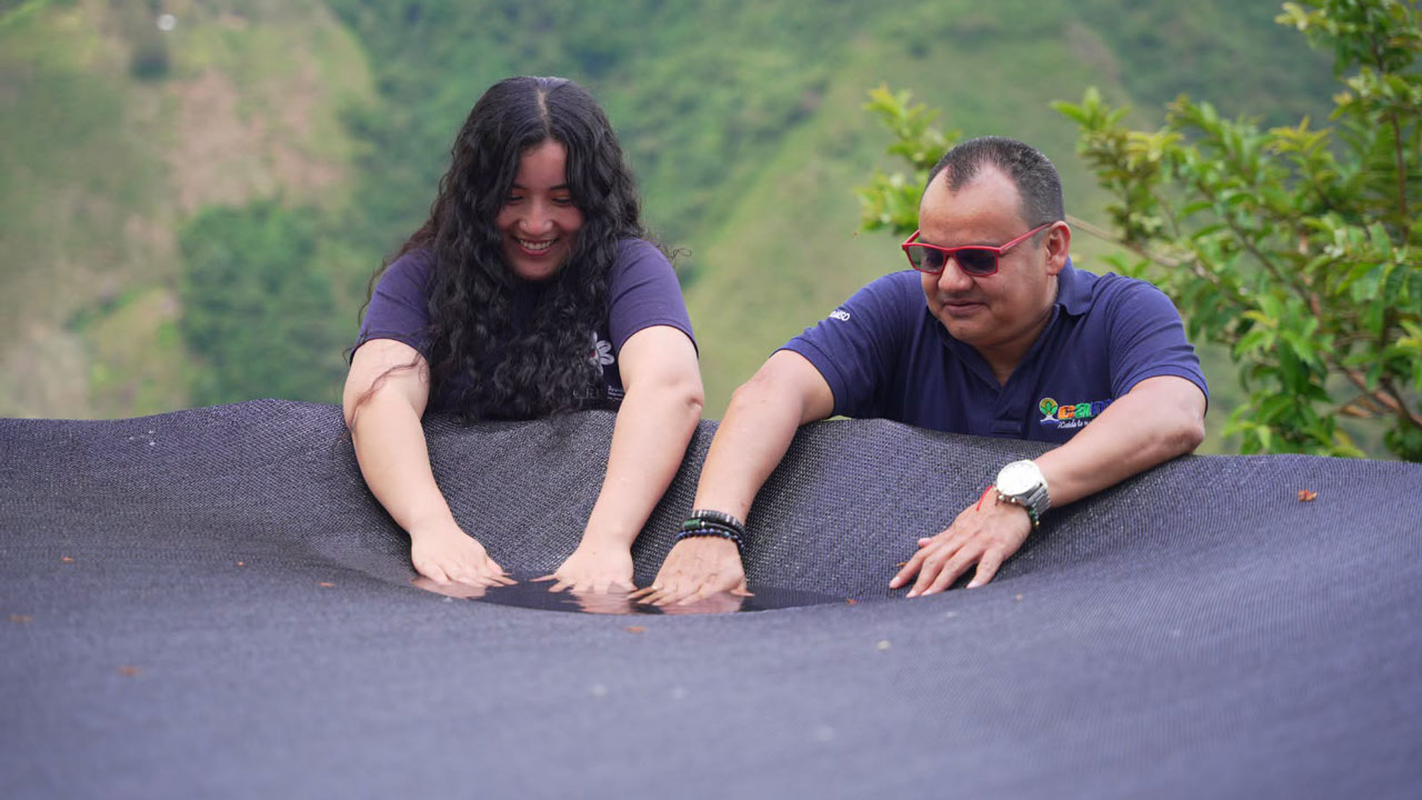 Tanques australianos blindan cultivos en Neiva y Rivera