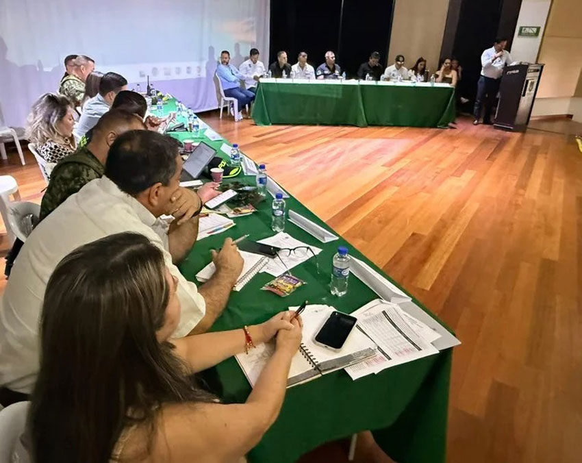 Ante el aumento del hurto de motocicletas y hechos de intolerancia, los alcaldes del sur del Huila se reunieron con la Policía y el Ejército para coordinar investigaciones con la Sijín, agilizar judicializaciones y exigir la permanencia del Batallón de Fuerzas Urbanas (BAFUR). Entérese de los acuerdos aquí.