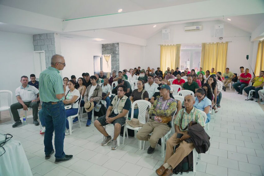 Comunidades sellan acuerdo por la acción climática