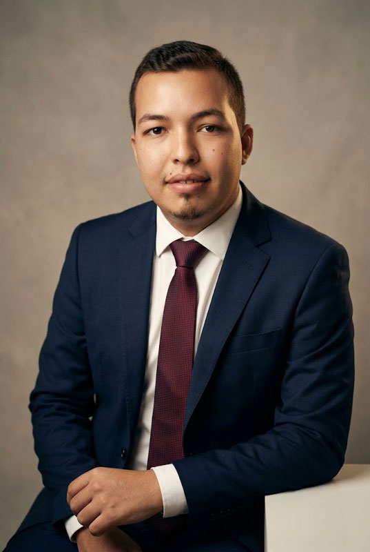 Escritor laboyano seleccionado parala Escuela Nacional de Edición 2026
